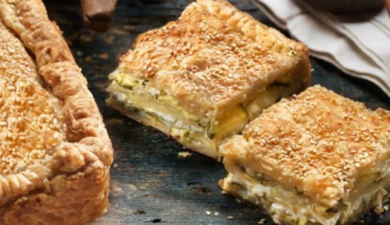Μπουρέκι Χανιώτικο: Δείτε εδώ την πεντανόστιμη συνταγή