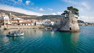 Ναύπακτος: Η πανέμορφη μεσαιωνική πόλη