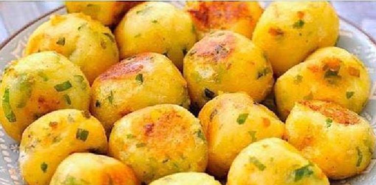 Πατατοκεφτέδες Νάξου: Δείτε πώς θα τους φτιάξετε