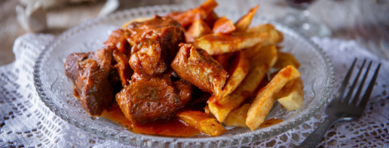 Ρόστο: Το παραδοσιακό χοιρινό με πατάτες από την Νάξο