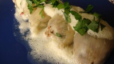 Σουγάνια: Δείτε την πεντανόστιμη συνταγή από τη Μυτιλήνη