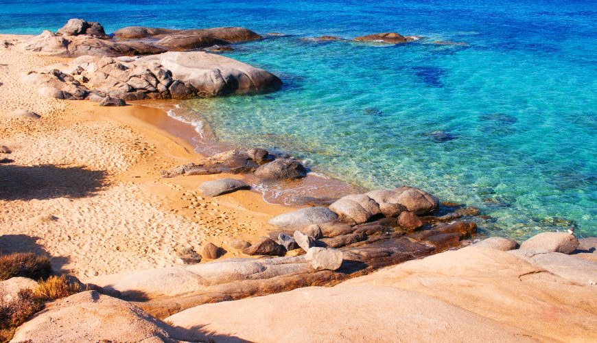 Αγία Άννα: Η γραφική παραλία της Νάξου