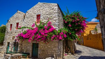 Αρεόπολη: Το πέτρινο χωριό της Μάνης