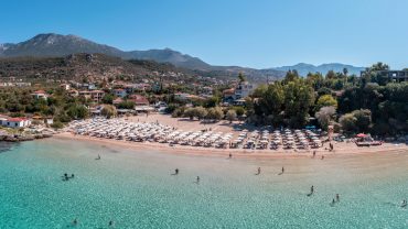 Καλογριάς-Στούπα: Η πολυφημισμένη παραλία της Μεσσηνιακής Μάνης!