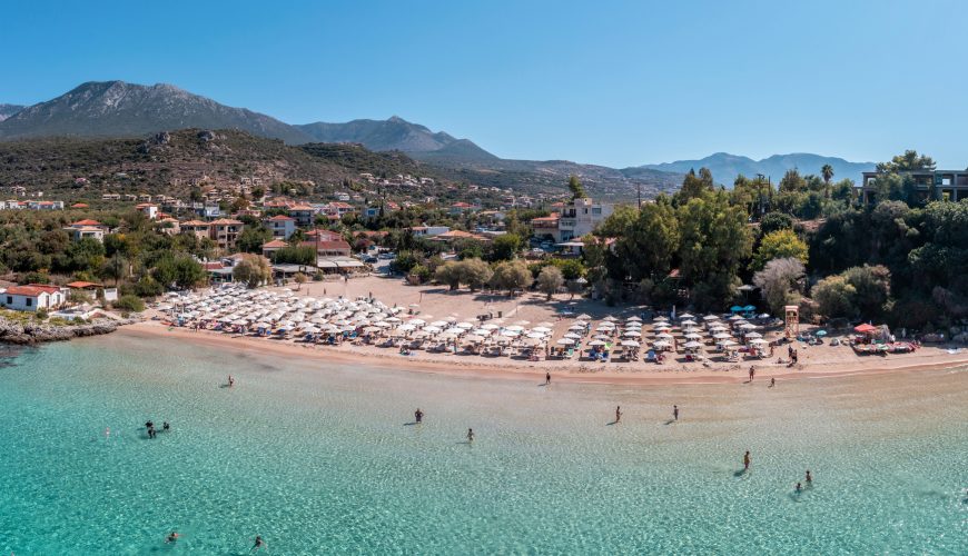 Καλογριάς-Στούπα: Η πολυφημισμένη παραλία της Μεσσηνιακής Μάνης!