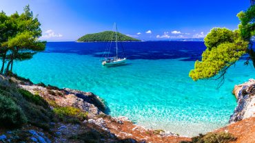 Καστάνη: Η πανέμορφη παραλία του «Mamma Mia» στη Σκόπελο