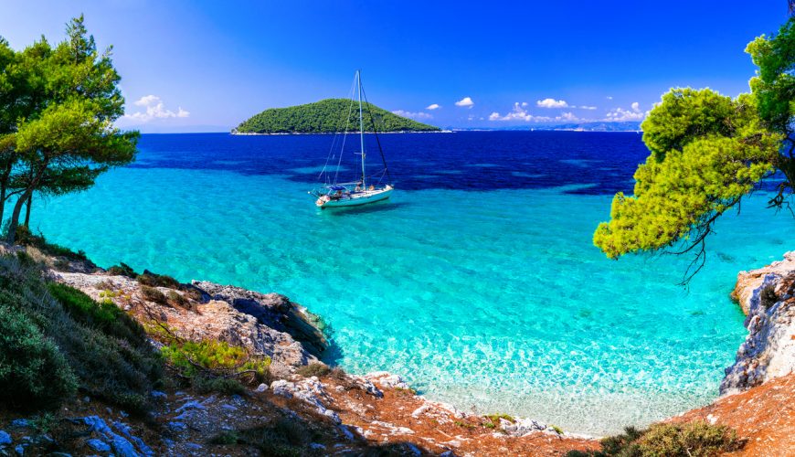 Καστάνη: Η πανέμορφη παραλία του «Mamma Mia» στη Σκόπελο