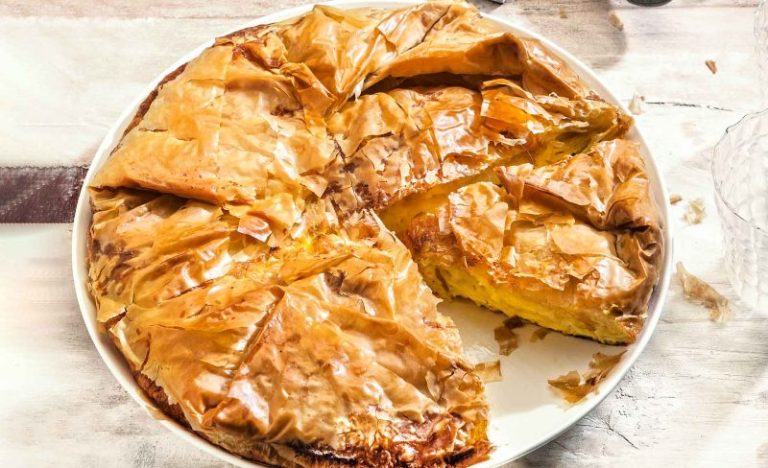 Αυγόπιτα Εύβοιας: Δείτε εδώ πώς θα την φτιάξετε