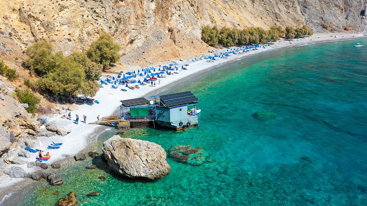 Γλυκά Νερά: Η πανέμορφη παραλία στα Χανιά