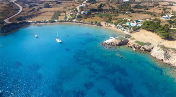 Κατσαδιά: Μια από τις ομορφότερες παραλίες στους Λειψούς