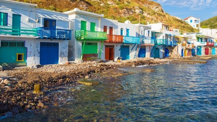 Αυτά είναι τα 16 πιο χαλαρωτικά ελληνικά νησιά, σύμφωνα με τους Times της Βρετανίας