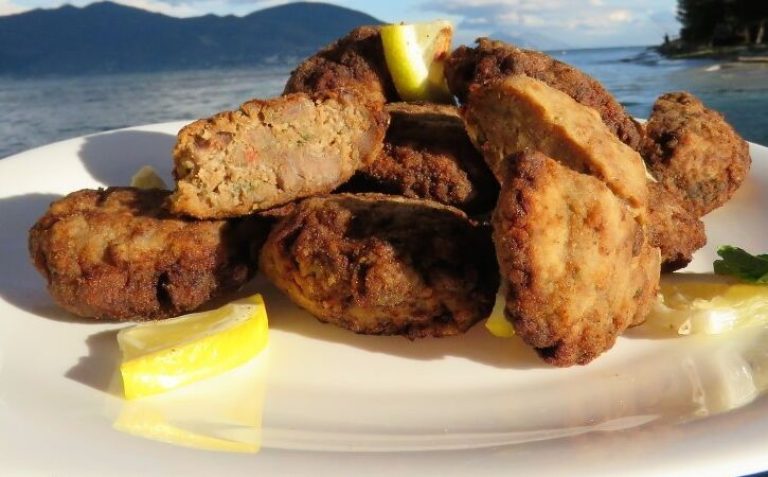 Ψαροκεφτέδες Εύβοιας: Δείτε πώς θα τους φτιάξετε