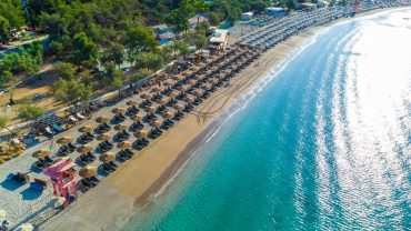 Ακτή Βουλιαγμένης: Η πανέμορφη Αθηναϊκή παραλία