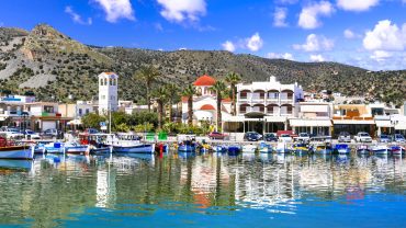 Ελούντα: Το γραφικό ψαροχώρι της Κρήτης!