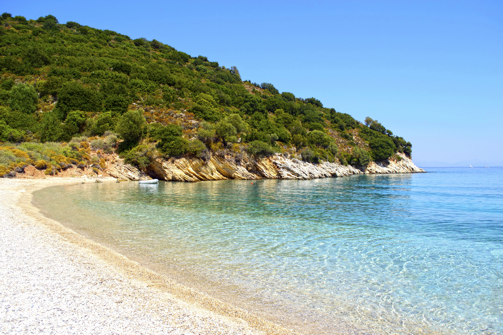 Φιλιατρό: Ο καταπράσινος κολπίσκος της Ιθάκης!