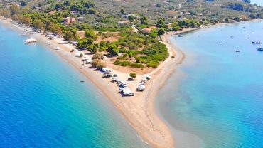 Η μαγευτική παραλία Κάβος στη Βόρεια Εύβοια