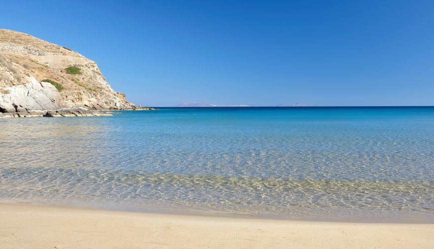 Κολιτσάνι: Ανακαλύψτε τον άγνωστο «παράδεισο» της Ίου