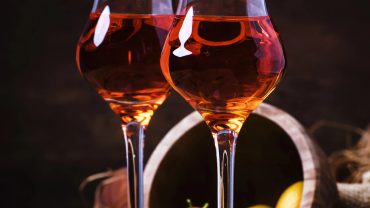 Λικέρ κουμ κουάτ: Το ποτό που σας “ταξιδεύει” στην Κέρκυρα