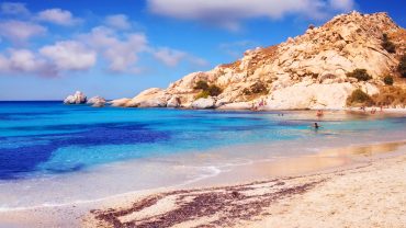 Μικρή Βίγλα: Η παραλία της περιπέτειας στη Νάξο