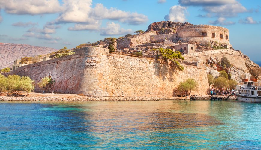 Σπιναλόγκα: Το ιστορικό νησάκι της Κρήτης