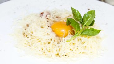 Τσουχτή: Η παραδοσιακή μακαρονάδα της Μάνης