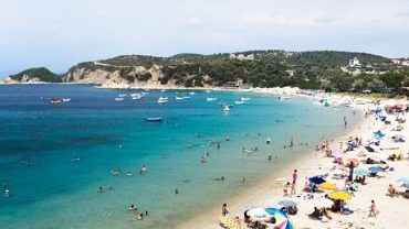 Αλυκές: Ο παράδεισος στο νησάκι της Χαλκιδικής