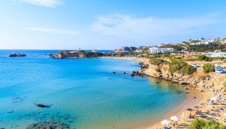Αμμοπή: Η παραλία με τα γαλαζοπράσινα νερά στην Κάρπαθο