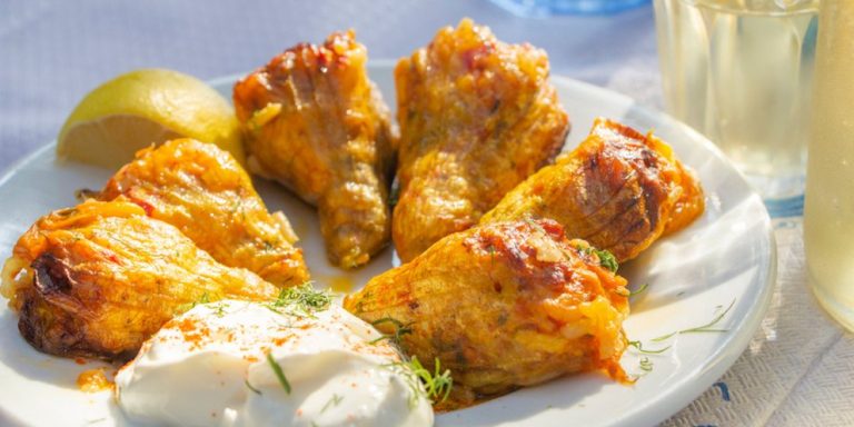 Κολοκυθολούλουδα: Δείτε την συνταγή της Εύβοιας