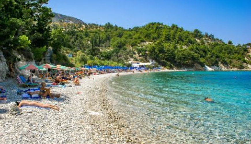 Λεμονάκια: Η παραλία με τα καταγάλανα νερά στη Σάμο