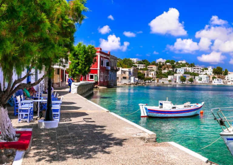 Λέρος: Οι ομορφιές της ταξιδεύουν στον πλανήτη μέσω Instagram