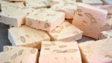 Μαντολάτο Ζακύνθου: Δείτε εδώ την γλυκιά συνταγή