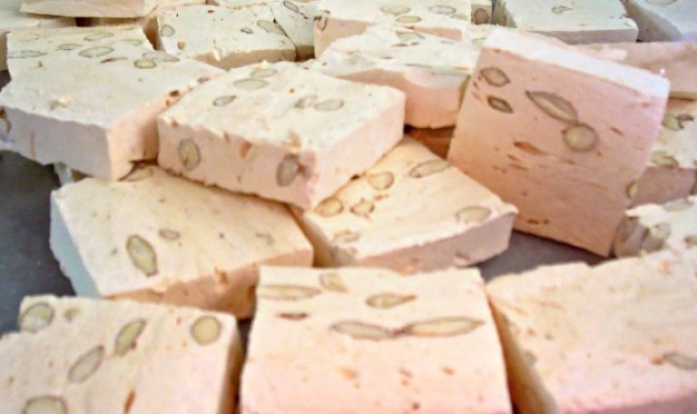 Μαντολάτο Ζακύνθου: Δείτε εδώ την γλυκιά συνταγή