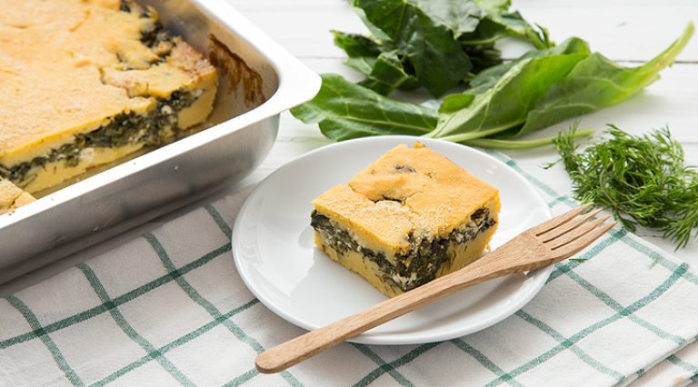 Μπατσαριά: Πεντανόστιμη συνταγή για πίτα από τα Ιωάννινα