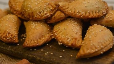 Πεντανόστιμη συνταγή για πίτες από την Κάρπαθο