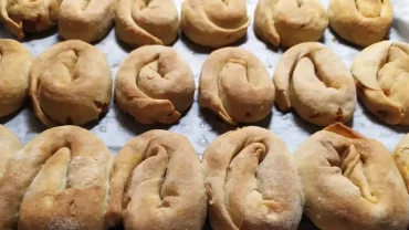 Σαμιώτικα Μπουρέκια: Δείτε την πεντανόστιμη συνταγή