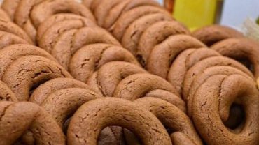 Μουστοκούλουρα από την Κρήτη!