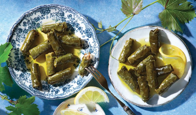 Κασιώτικα ντολμαδάκια για να γλύφετε τα δάχτυλα σας