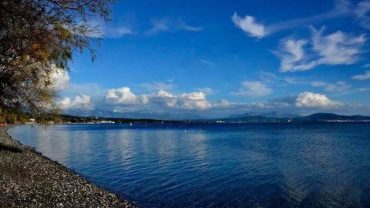 Παραλία Πολιτικών: Η οικογενειακή παραλία της Χαλκίδας