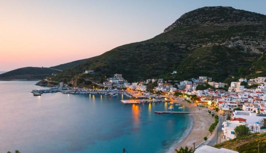 Φούρνοι: Δείτε τις πανέμορφες παραλίες του νησιού