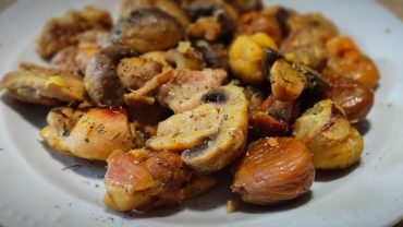 Κοτόπουλο με κάστανο: Δείτε την πεντανόστιμη Κρητική συνταγή