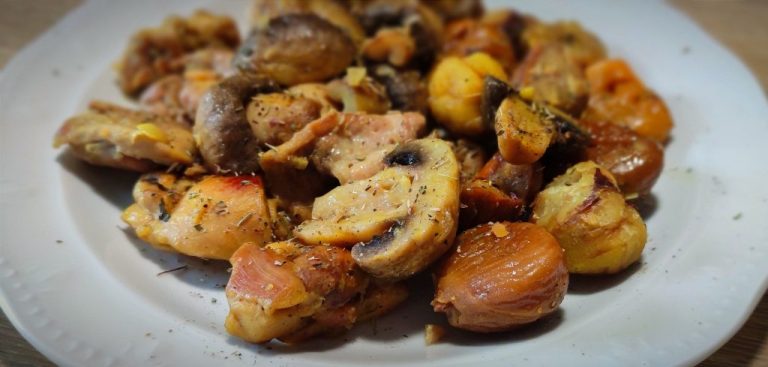 Κοτόπουλο με κάστανο: Δείτε την πεντανόστιμη Κρητική συνταγή