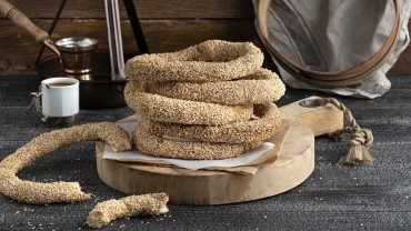 Δείτε την συνταγή για κουλούρια Θεσσαλονίκης