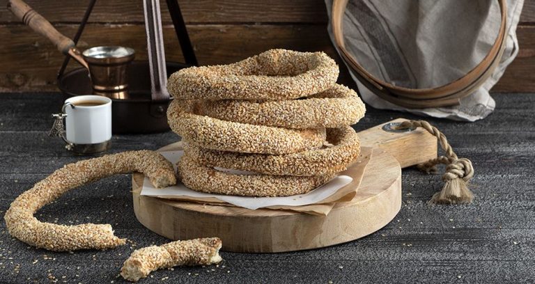 Δείτε την συνταγή για κουλούρια Θεσσαλονίκης