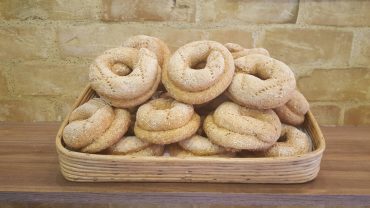 Κριθαρο- κουλούρες Κάσου: Δείτε πώς φτιάχνονται