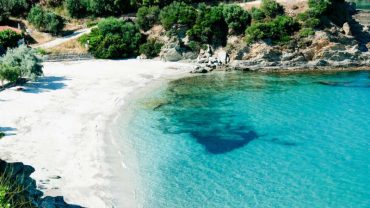 Η μαγευτική παραλία Λιανή Άμμος στην Εύβοια