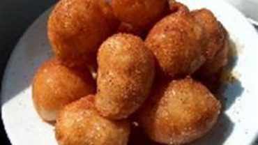 Μαλεβιζιώτικα μυζηθροπιτάκια Κρήτης για να γλύφετε τα δάχτυλα σας