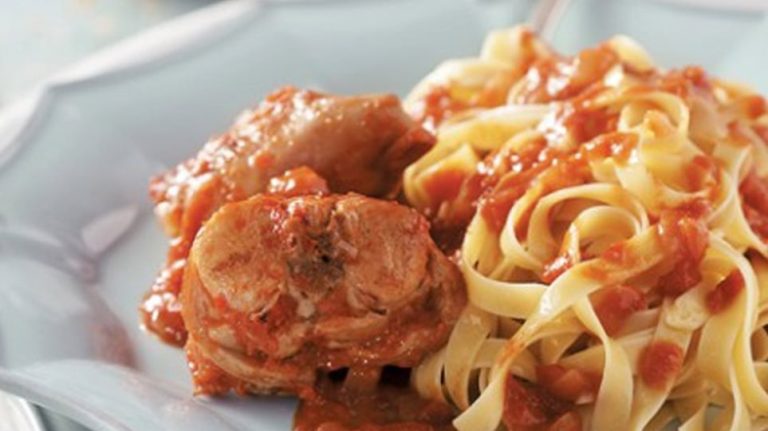 Ματσάτα με κουνέλι από την Φολέγανδρο