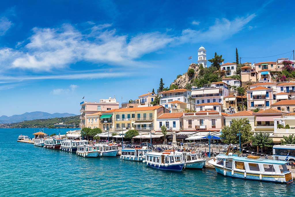 Πόρος: Ιδανικός προορισμός για μια εξόρμηση από την Αθήνα!