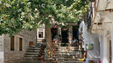 Απείρανθος: Το ιστορικό χωριό της Νάξου!