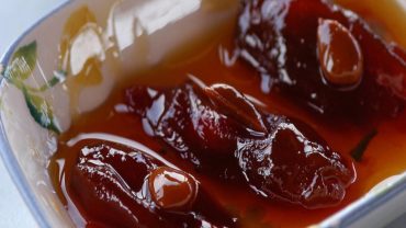 Γλυκό του κουταλιού μελιτζανάκι: Η γλυκιά “πινελιά” του Αλιβερίου